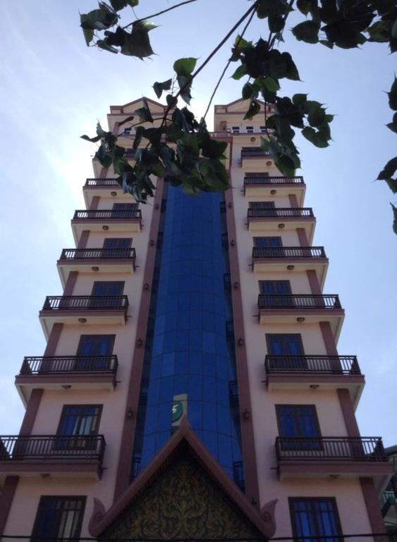 Jun Yue Hotel Phnom Penh Exterior photo